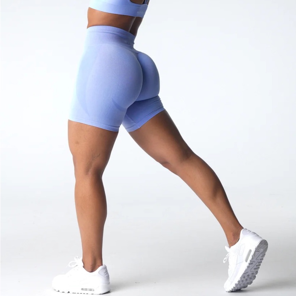 NVGTN contour shorts